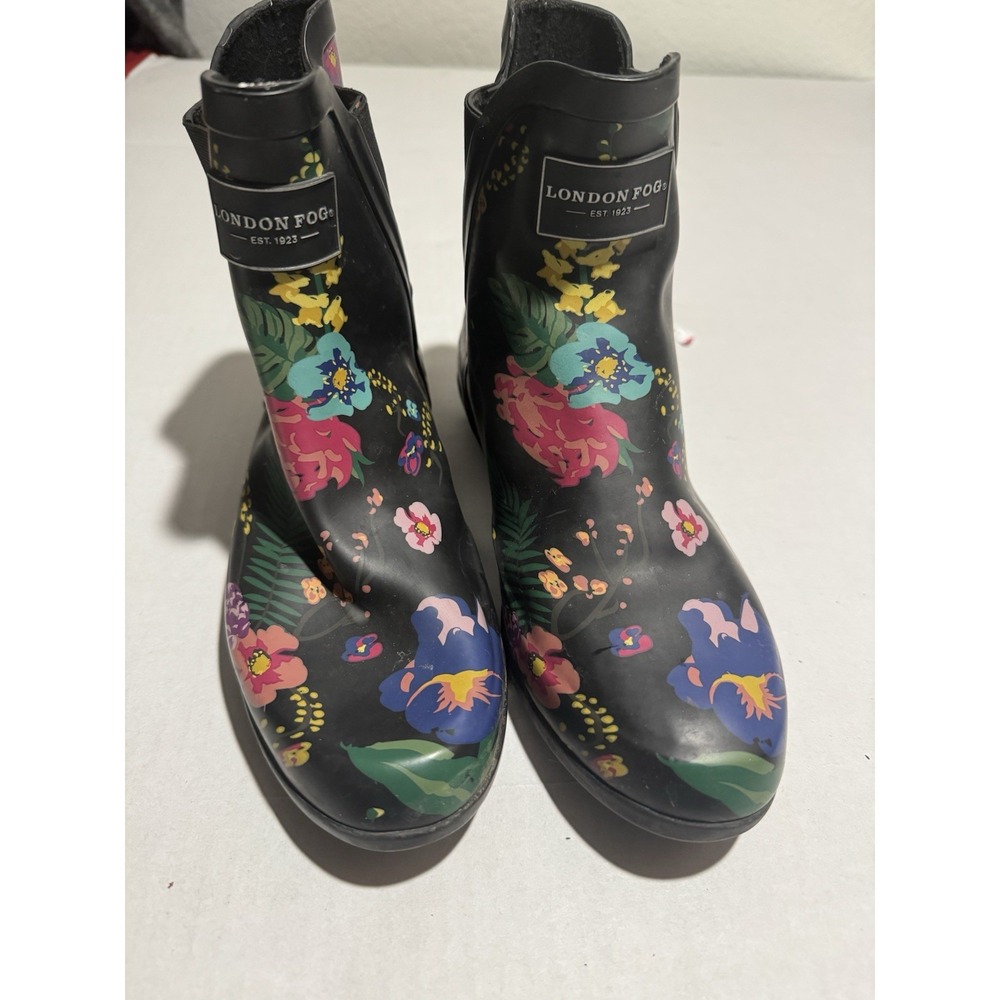 London Fog Collection Black Floral Piccadilly Rain Boots, Women's 8